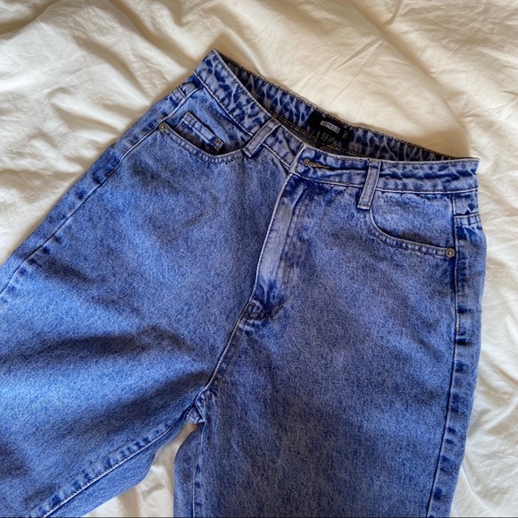 Misguided High Rise Straight Leg Jeans - Picture 3 of 6